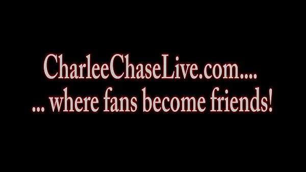 Charlee Chase teilt sich einen Schwanz Clips Filme anzeigen