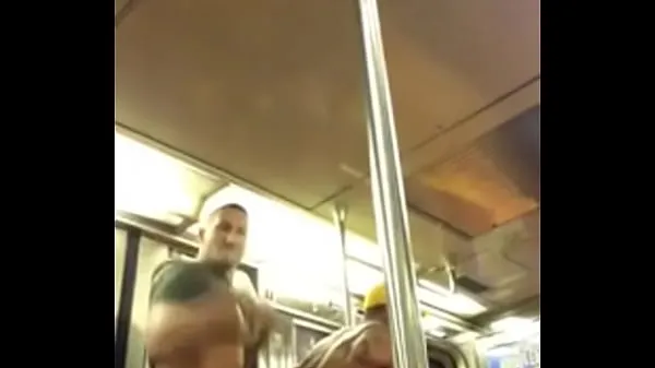 Two Bears Fucking On A Public Train Klip Filmi göster