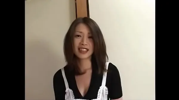 Japanese MILF Seduces Somebody's Uncensored Porn View more 클립 영화 표시