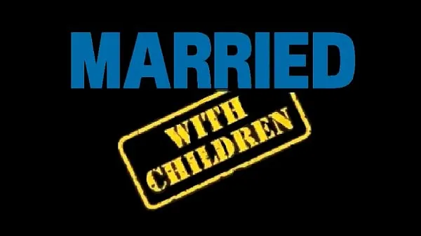 Married with c. porn Klip Filmi göster