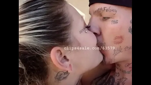Visa SV Kissing Video 3 klipp filmer