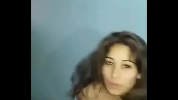 Visa desi girl dancing in panty klipp filmer