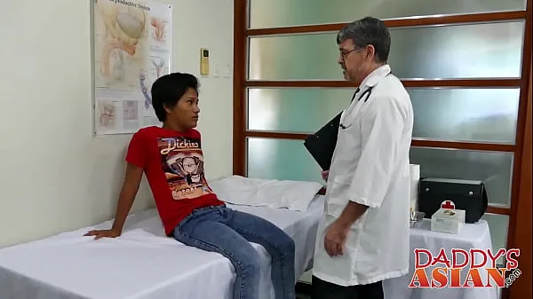 Mostrar Twink asiático transado por médico safado clipes Filmes