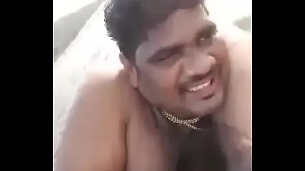 Tampilkan klip Telugu couple men licking pussy . enjoy Telugu audio Film