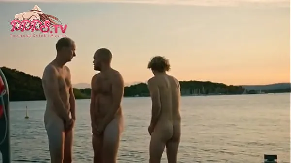 Mostrar 2018 Renate Reinsve & Ida Helen Goytil & Hanna Maria Gronneberg & Ane v. Semb Nude White mostram seus peitos de cereja de meninos, temporada 1 cena de sexo no PPPS.TV clipes Filmes