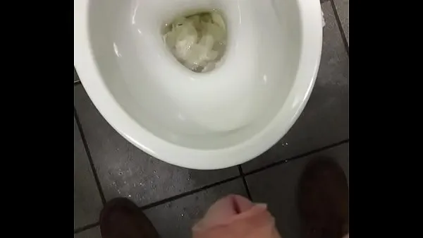 Toilette Piss Spaß Clips Filme anzeigen