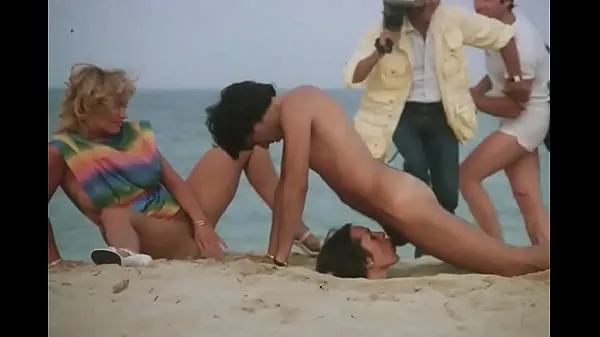 Tampilkan klip classic vintage sex video Film