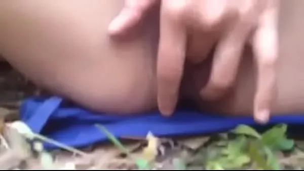 Vis Masturbating in the woods klipp Filmer