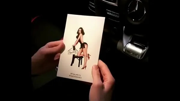 Afficher Kendall Jenner a fui la sex tape en 2019 AMG Mercedes a fui l'histoire du chat clips Films