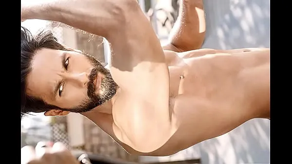 Der heiße Bollywood-Schauspieler Shahid Kapoor Nude Clips Filme anzeigen