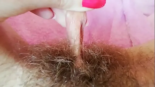 Visa Hairy fetish video big clit hood pulling labia play and wet pussy fingering klipp filmer