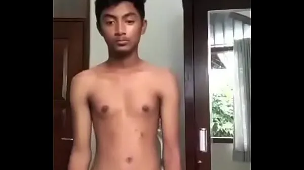 Indian cute boy Klip Filmi göster