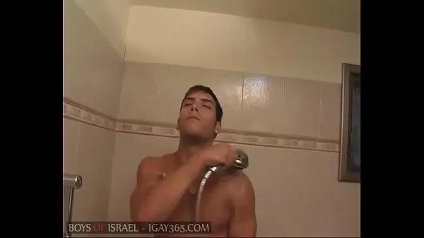 Mostra Un uomo israeliano si masturba sotto la doccia clip Film