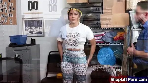 Hiển thị Store officer fucking a latina costumer clip Phim