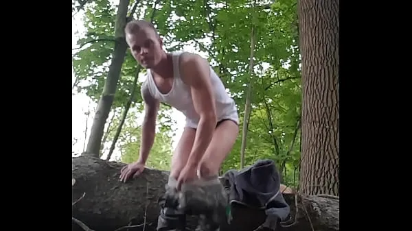 عرض Jerking off in forest and cum مقاطع أفلام