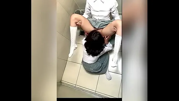 Show Two Lesbian Students Fucking in the School Bathroom! Pussy Licking Between School Friends! Real Amateur Sex! Cute Hot Latinas clips Movies