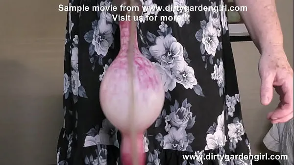 显示Dirtygardengirl cock pussy & anal prolapse个剪辑电影