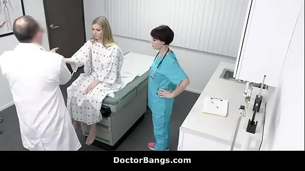 Prikaži Cute babe Gets Special Treatment From Pervert Doctor posnetkov filmov