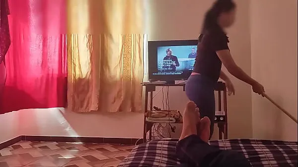 Mostrar Minha empregada sexy fode e sacode a bunda bonita comigo em troca de dinheiro - eu aproveito sua necessidade de ser capaz de foder com ela enquanto seu marido espera por ela em casa clipes Filmes