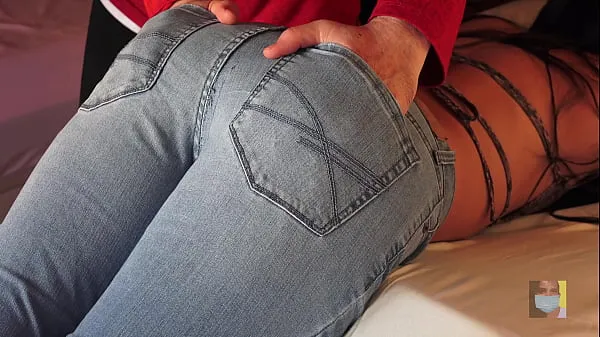 Assjob PRE-Cum on my Tight Denim Jeans FETISHクリップムービーを表示します