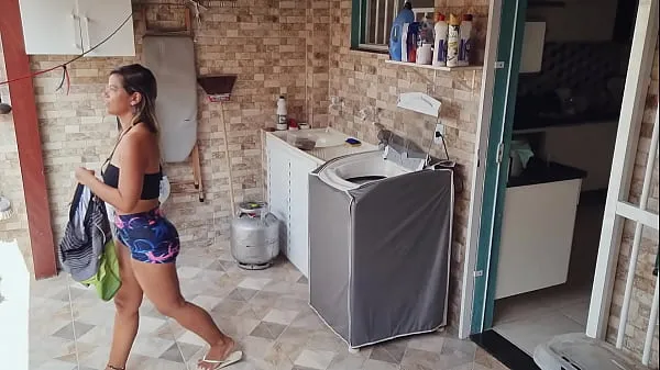 Zobrazit klipy (celkem I came inside the ass of my neighbor's hot wife who was laying out clothes in the backyard) Filmy