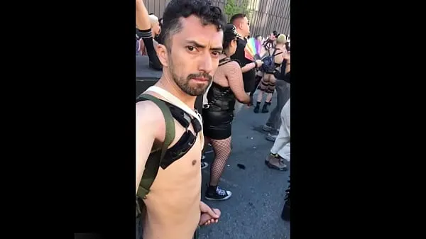 Zobrazit klipy (celkem El Ancla Folsom Street Fair 2022 (XXX video) Filmy