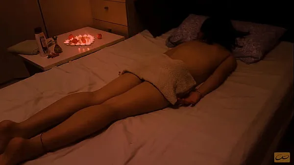 Afficher Un massage érotique se transforme en baise et me fait jouir - nuru thai Unlimited Orgasm clips Films