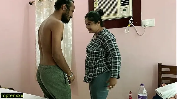 Visa Indian Bengali Hot Hotel sex with Dirty Talking! Accidental Creampie klipp filmer