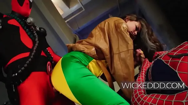 Mostrar Deadpool e Spidey se revezam em Rogue clipes Filmes