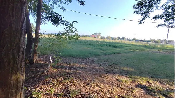 Hiển thị Big slut known on the cycle path gets fucked on the bench but the tractor ruins everything clip Phim