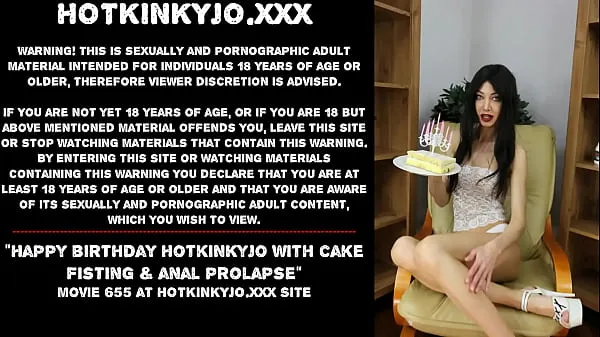 Zobrazit klipy (celkem Happy birthday Hotkinkyjo with cake fisting & anal prolapse) Filmy