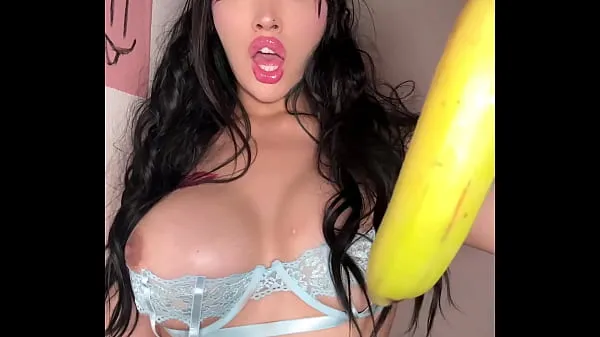 Vis Tranny gets dicked down by a real life banana klip Film